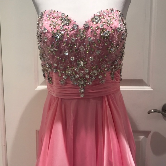 Jovani Dresses & Skirts - Jovani Pink Sweetheart Long Embellished Dress